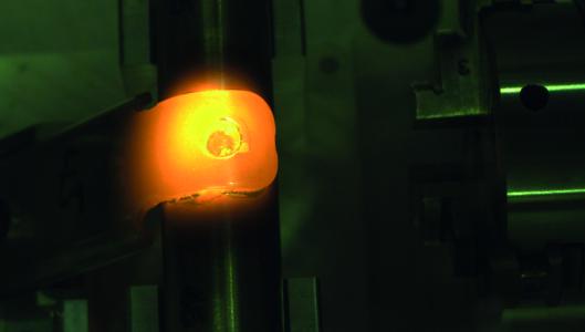 Ein Bauteil beim Laserlöten (Foto: © Hochschule Aalen / Markus Hofele)