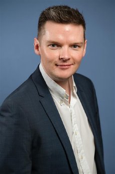 Tom Peacock - Headshot.jpg