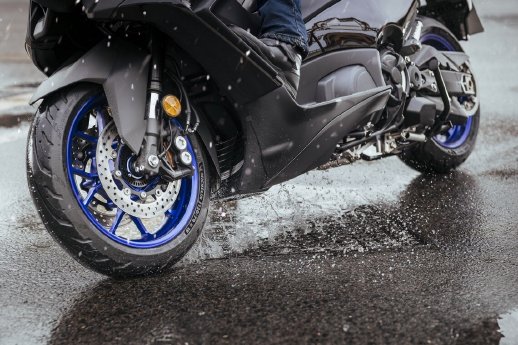 cm88rog551y8n01j0qhmg5vlv-michelin-power-shift-2.full.jpg