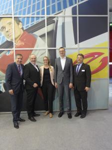 (v.l.n.r.) Thomas Bürkle (Präsident FV EIT BW), Martin Grath (Handwerkspolitischer und Verbraucherschutz-Sprecher der Fraktion GRÜNE), Irina Stotz (parlamentarische Beraterin für Wirtschaft), Andreas Schwarz (Fraktionsvorsitzender der Fraktion GRÜNE im Landtag von Baden-Württemberg) sowie Andreas Bek (Hauptgeschäftsführer FV EIT BW), Foto: FV EIT BW