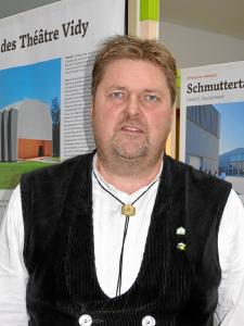 Gerd Renz, Zimmermeister, Präsident von HOLZBAU BADEN-WÜRTTEMBERG: „Wenn es um klimagerechtes Bauen geht, gibt Baden-Württemberg die Richtung für den Bund und alle anderen Bundesländer vor. Wir Zimmerer unterstützen diesen Kurs natürlich!“ (Foto: HOLZBAU BW)