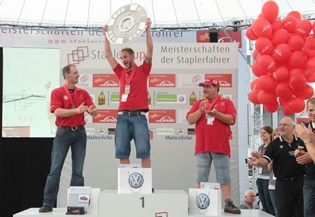 StaplerCup_Sieger_2011_456_456.jpg