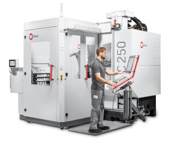 Bearbeitungszentrum C 250 mit Robotersystem RS 05-2