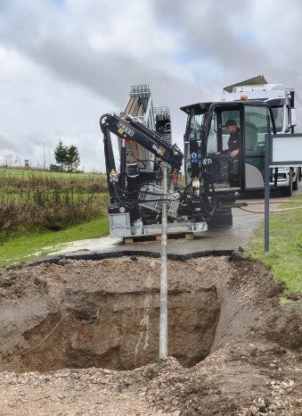 TRACTO_GRUNDODRILL-20N_Site_02_hi-res.jpg