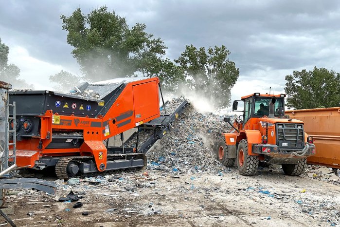 ekomaxx_800_commercial_waste_01.jpg