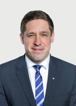 Gerner_Daniel_5x7cm_300DPI_modi.jpg
