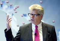 Bis 2015 planen wir einen Jahresumsatz von 3 Milliarden Euro. Dies geht einher mit einem stark wachsenden Personalbedarf verbunden mit Karrierechancen in der ganzen Welt