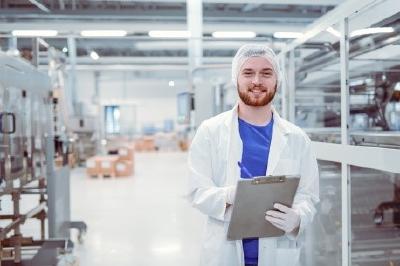 IFS-konforme Feuchtraumleuchten in der Lagerung von Lebensmitteln und Versand