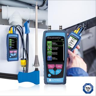 Das neue Abgasmessgerät BLUELYZER ST von AFRISO eignet sich für den universellen Einsatz an kleinen und mittleren Öl- und Gasfeuerungen nach 1. BImSchV und ist der ideale Begleiter für den fachkundigen SHK-Handwerker
