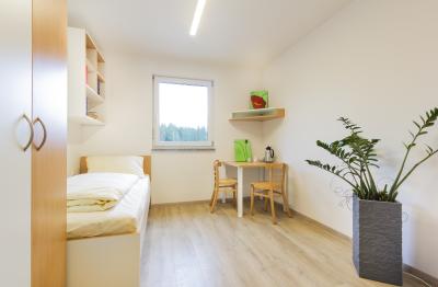 Bild: Zimmer Unterkunft Ausbildungszentrum Firmengruppe Max Bögl
Firmengruppe Max Bögl/Carsten Staudenmaier