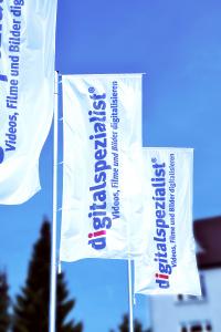 Digitalspezialist kann trotz Corona-Krise neue Mitarbeiter einstellen.