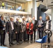 Bild Moritz Müller: explorhino hat jetzt eine eigene Heimat auf dem Hochschulcampus: Simon Grimminger, Manfred Grimminger, Gerhard Grimminger, Landrat Klaus Pavel, Kultusministerin Dr. Susanne Eisenmann, Aalens Oberbürgermeister Thilo Rentschler, Hochschulrektor Prof. Dr. Gerhard Schneider und explorhino-Leiterin Dr. Susanne Garreis freuen sich über eine gelungene Eröffnung – und auf kleine und große Nachwuchsforscher / Quellverweis: © Hochschule Aalen