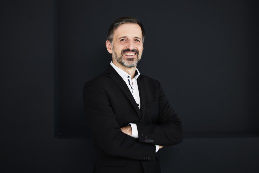 Marek Stiefenhofer, Geschäftsführer der r-tec IT Security GmbH (© Claudia Kempf).jpg