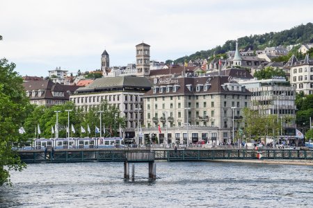 Zürich - Weltstadt mit See