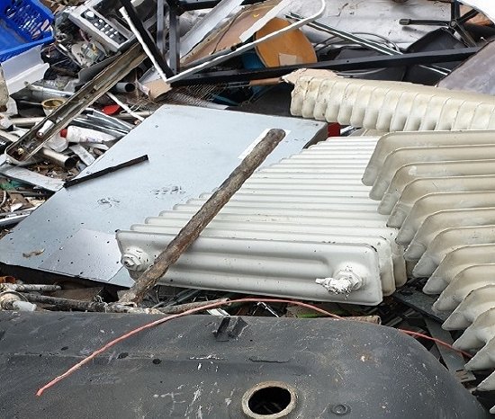 Der Schrotthändler Essen.jpg