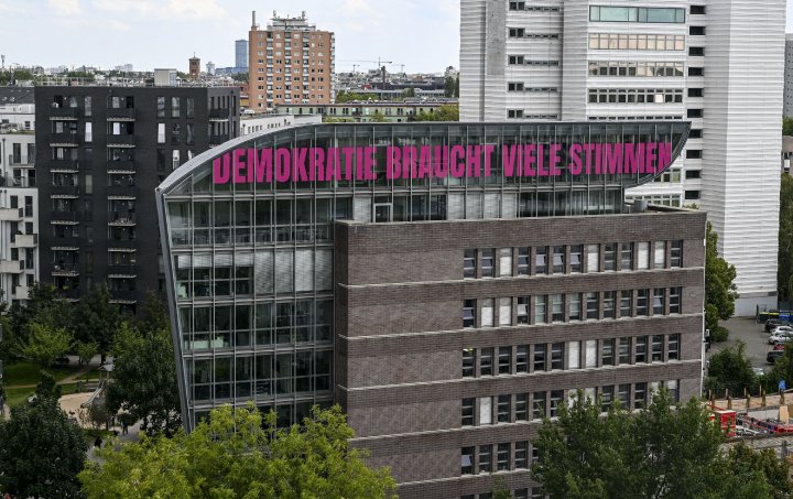 Haus der Presse setzt sichtbares Zeichen für Medienvielfalt