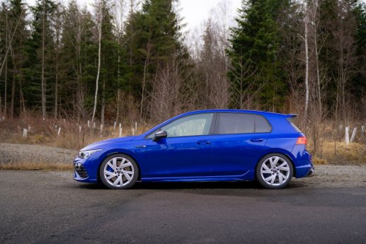 low_ST_XTA_plus_3_Standaufnahme_001_VW_Golf_8_R.jpg