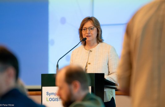 260513_Bild_1_Dr._Petra_Seebauer_LKZ_Symposium.jpg