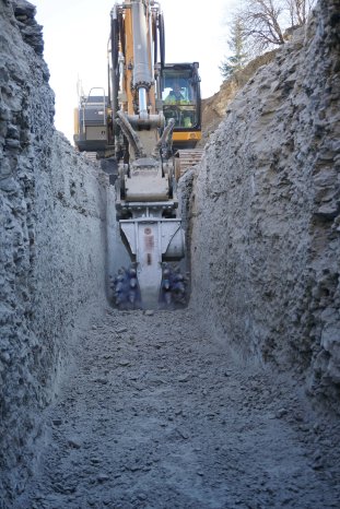 Erkat VC2000-trenching.jpg