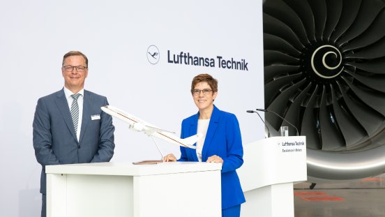 A350_GAF_2140_Copyright_Lufthansa_Technik_AG.jpg