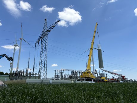 2026-06-19_Umspannwerk_Oberhochstatt_Mast_Lederer.jpg