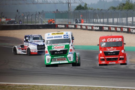 Truck_Grandprix_Nuerburgring_2013_Jochen_Hahn_Knorr-Bremse_2.jpg