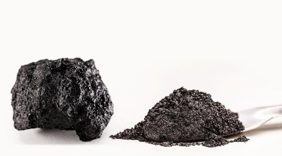 Graphite, graphite powder and ore, industrial use, isolated white background_Depositphotos_63357.jpg