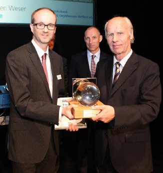 Pressefoto_Preisübergabe Herr Sommer-Herr Vathauer_.jpg