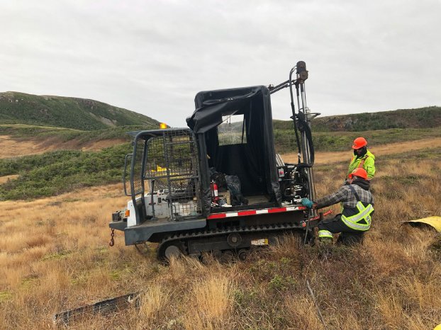 Matador Mining - Mobiles Schneckenbohrgerät auf dem Cape Ray-Projekt.jpg