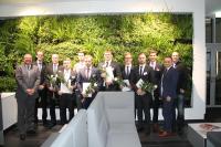 Freuten sich über die Auszeichnung: Ausbildungsleiter Nico Gottlieb, Ausbilder Mechatronik Marco Deibele, Benedikt Schwarz, Simon Penner, Valentin Dederer, Luca Steinmann, Denis Busse, Jonathan Biedermann, Alexander Fenske, Tim Uphoff, Ausbildungsbeauftragter André Lindt und Ausbilder Elektrotechnik Artur Maurer (von links nach rechts)