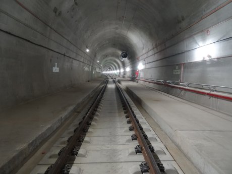 Bild 4_DSC02812_FFB im Tunnel Projekt Israel.JPG