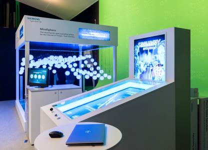 Cloud und Industrial-Security durch HL-Messemodelle interaktiv erlebbar (Bild: hl-studios, Erlangen)