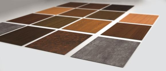 Les différents designs de la méthode de revêtement par poudre heroal SD offrent un aspect raffiné bois et béton. La quasi-totalité des designs souhaités peut être réalisée / © heroal