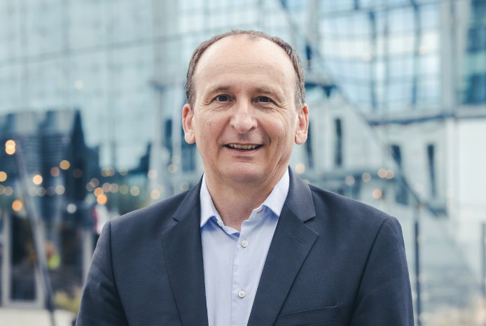 Christian_Kuechen_en2x_Pressebild_Querformat_3.jpg