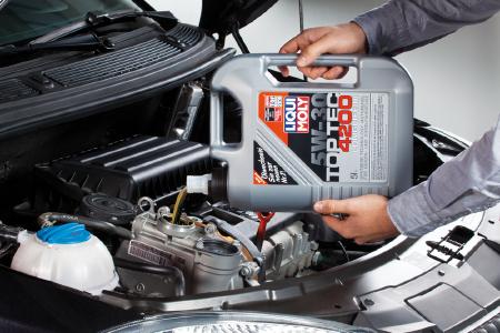 Mit rund 4000 Artikeln bietet LIQUI MOLY ein breites Sortiment an Automotiv-Chemie (Quelle LIQUI MOLY)