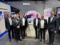 Dr. Bertram Hoffmann, CEO of WITTENSTEIN SE (3rd from right) and Dr. Mark Eikötter, Managing Director of WITTENSTEIN motion control GmbH (far right), join Florian Maier, CEO of DIEHL Aerospace (4th from left) at the Paris Air Show 2025 to present a shared technological vision. / Source: © Diehl Aviation 