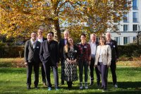 Der neue Vorstand im Überblick

Vorsitzender:
Thiemo Fojkar – Internationaler Bund (IB)

Stellvertretende Vorsitzende:
Petra Densborn – Christliches Jugenddorfwerk Deutschlands (CJD)
Achim Albrecht – Stiftung Grone-Schule

Weitere Mitglieder:
Stefan Bothe – Kolping-Mainfranken GmbH
Dr. Tina Classen – DAA Deutsche Angestellten-Akademie GmbH
Reiner Engel – TERTIA-Gruppe
Mario Fränk – brainymotion GmbH
Joachim Giese – WBS Training AG
Silke Gmirek – GFBM – Gesellschaft für berufsbildende Maßnahme