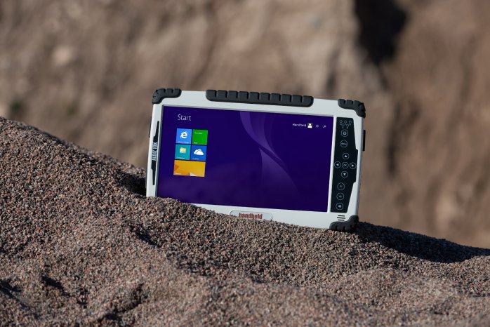 Algiz-10X-rugged-tablet-dust-proof-gravel-windows-8.jpg