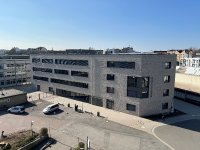 Die neue Photovoltaikanlage auf dem Werkstattgebäude der BBS 2 am Waterloo-Campus. Foto: Frauke Bittner