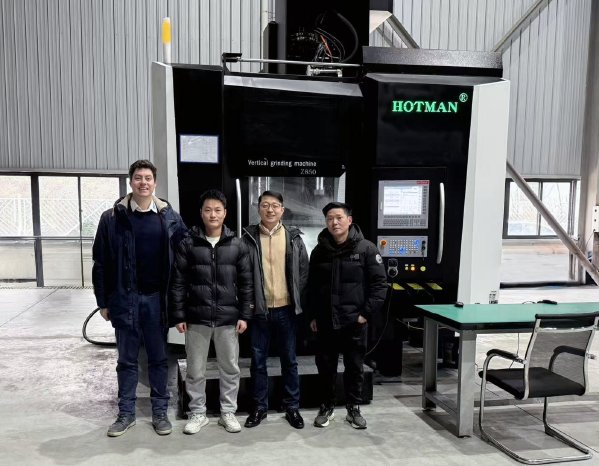 NUM_Hotman_Groupphoto.png