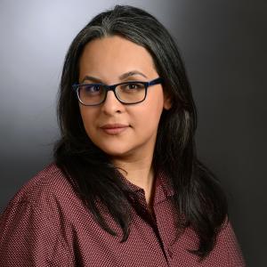 Portrait_Mona_Kamali_Novin
