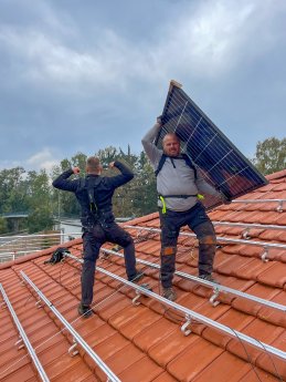 hTRIUS_Exoskelett_Solarbranche_01.jpg