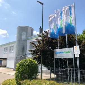 Bei der perma-trade Wassertechnik GmbH in Leonberg-Höfingen ist einiges in Bewegung: Auch Interessenten für Ausbildungsberufe oder ein Duales Studium sind hier willkommen und können vielseitige Betätigungsfelder in einem wachsenden Zukunftsmarkt erkunden und aktiv mitgestalten / Bildnachweis: perma-trade Wassertechnik