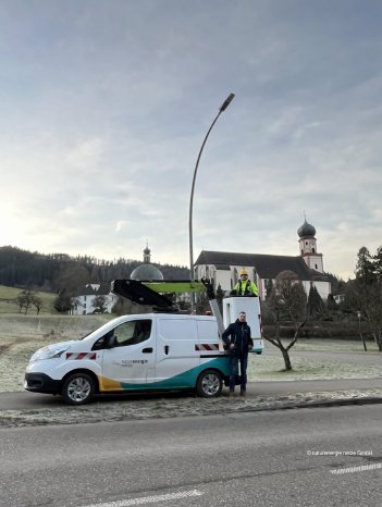 Bild mit C-Vermerk.png
