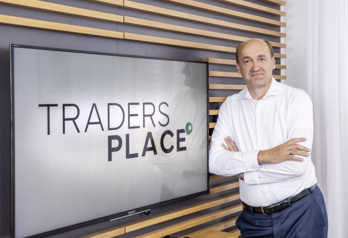 Traders_Place_5-scaled.jpg