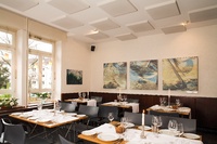 Akustik für Gourmets: Das Restaurant „Müller&Müller“ in Darmstadt wurde mit Capacoustic-Melapor-Elementen attraktiv gestaltet.