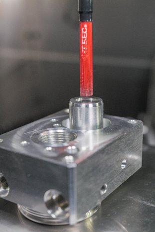 Keramikfaser Cross-Hole Bürste.jpg