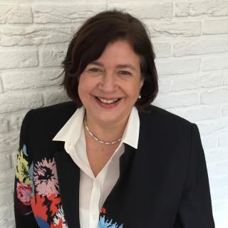 Dr. Sabina Hoekstra-van den Bosch neue Vorsitzende im NB-MED-Präsidium