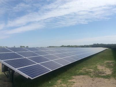 Modulreihe der PV-Anlage Eggesin