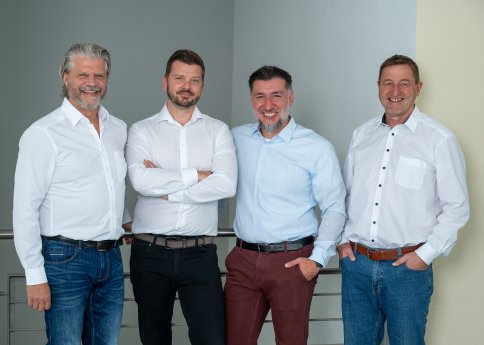 Gruppenbild_Geschaeftsfuerhung.jpg